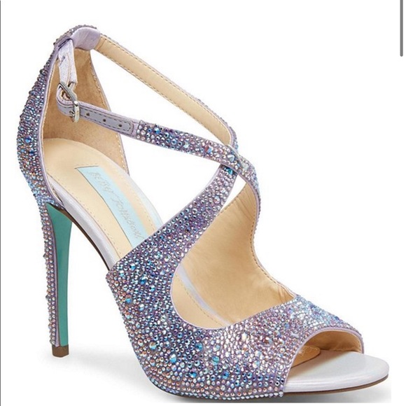 Betsey Johnson - Picture 4 of 5